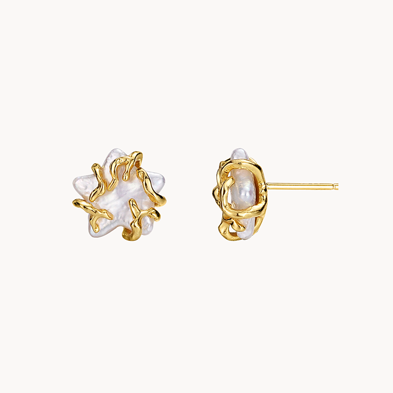 Solid 925 Silver Stud Earring with Star Shape Crystal