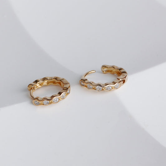 Small Gold-plated Hoop Earring with Clear Crystal