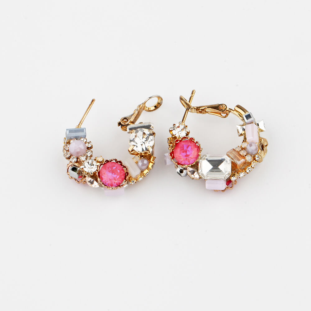 Gold-Plated Swarovski Crystal Curved Earring with Bead Clutter