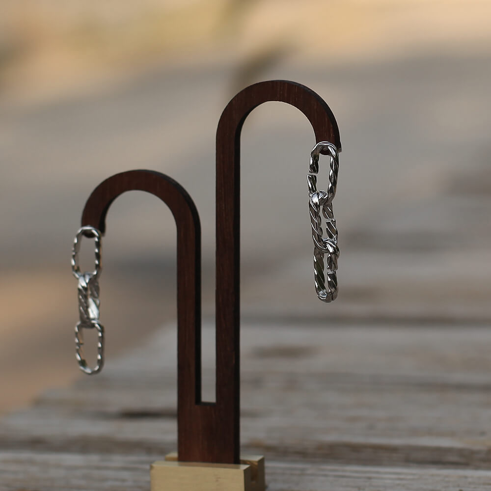 chain style earring