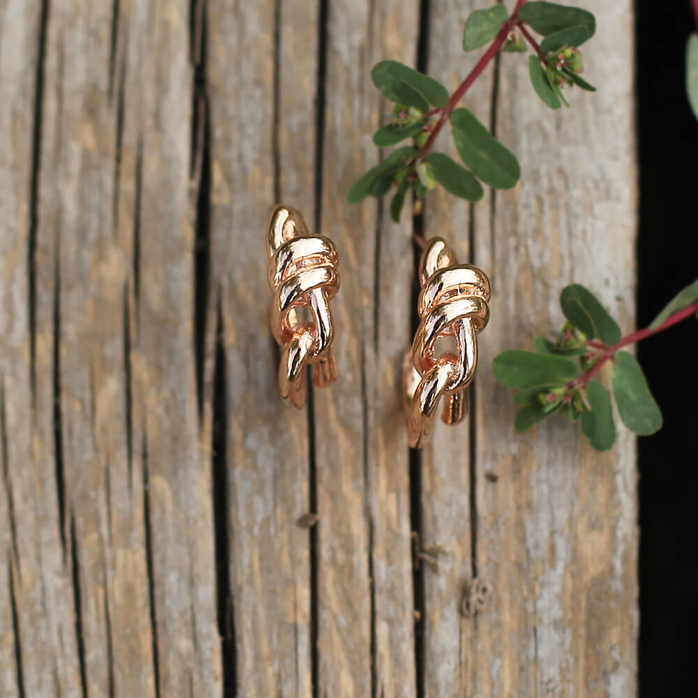 Daily Gold-Plated Knotted Stud Earrings